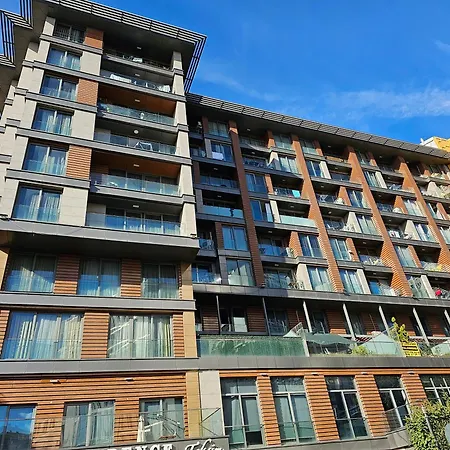 Taksim Square Perfect Family With Pool