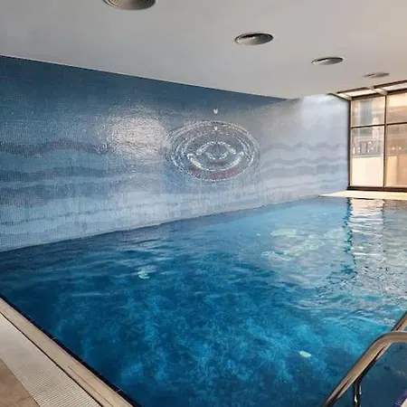 Taksim Square Perfect Family With Pool * Estambul